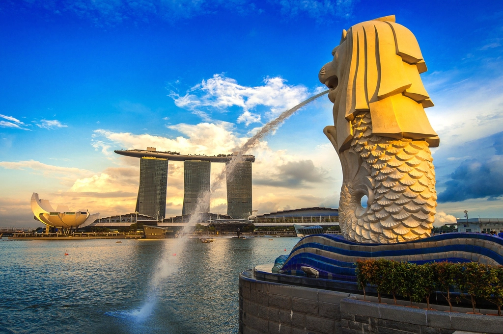 SINGAPORE - MALAYSIA 5D4N (Vietjet & Batik air)