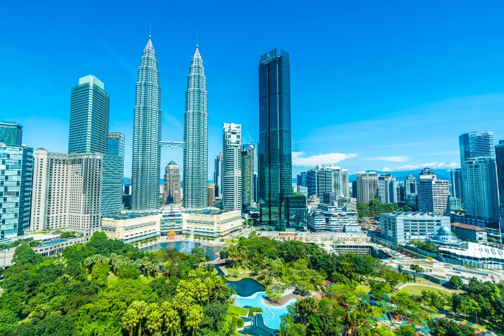 SINGAPORE - MALAYSIA 5D4N (Vietjet & Batik air)