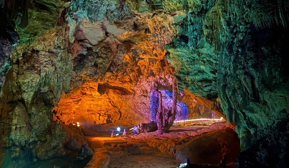Tour Cao Bằng – Pác Bó – Thác Bản Giốc – Hồ Ba Bể 3N2Đ