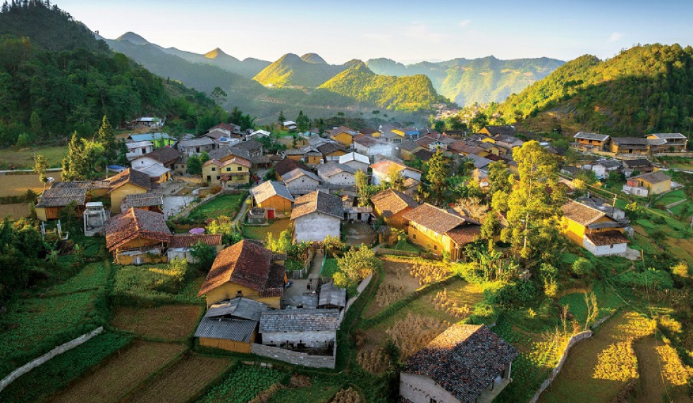 Tour Hà Giang - Cột cờ Lũng Cú - Sông Nho Quế 3N2Đ